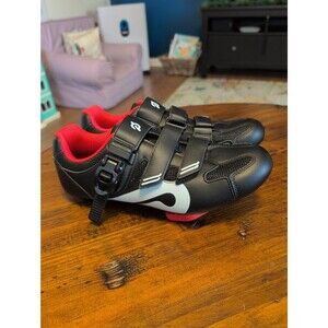 Perfect Peloton cycling bike shoes with look delta cleats EU 40 US women's 9